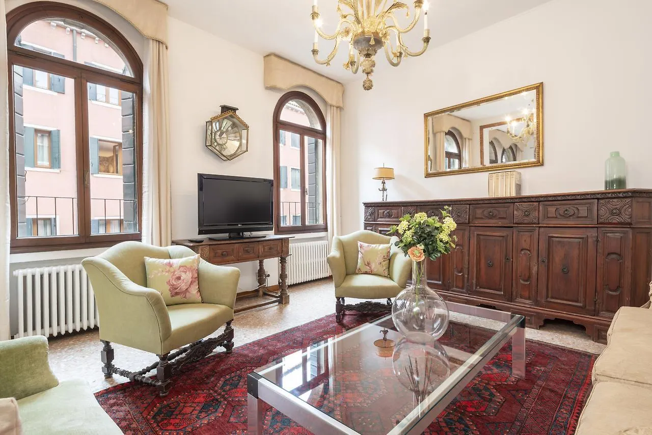 Ve.N.I.Ce Cera Casa Dolce Vita Venice Italy